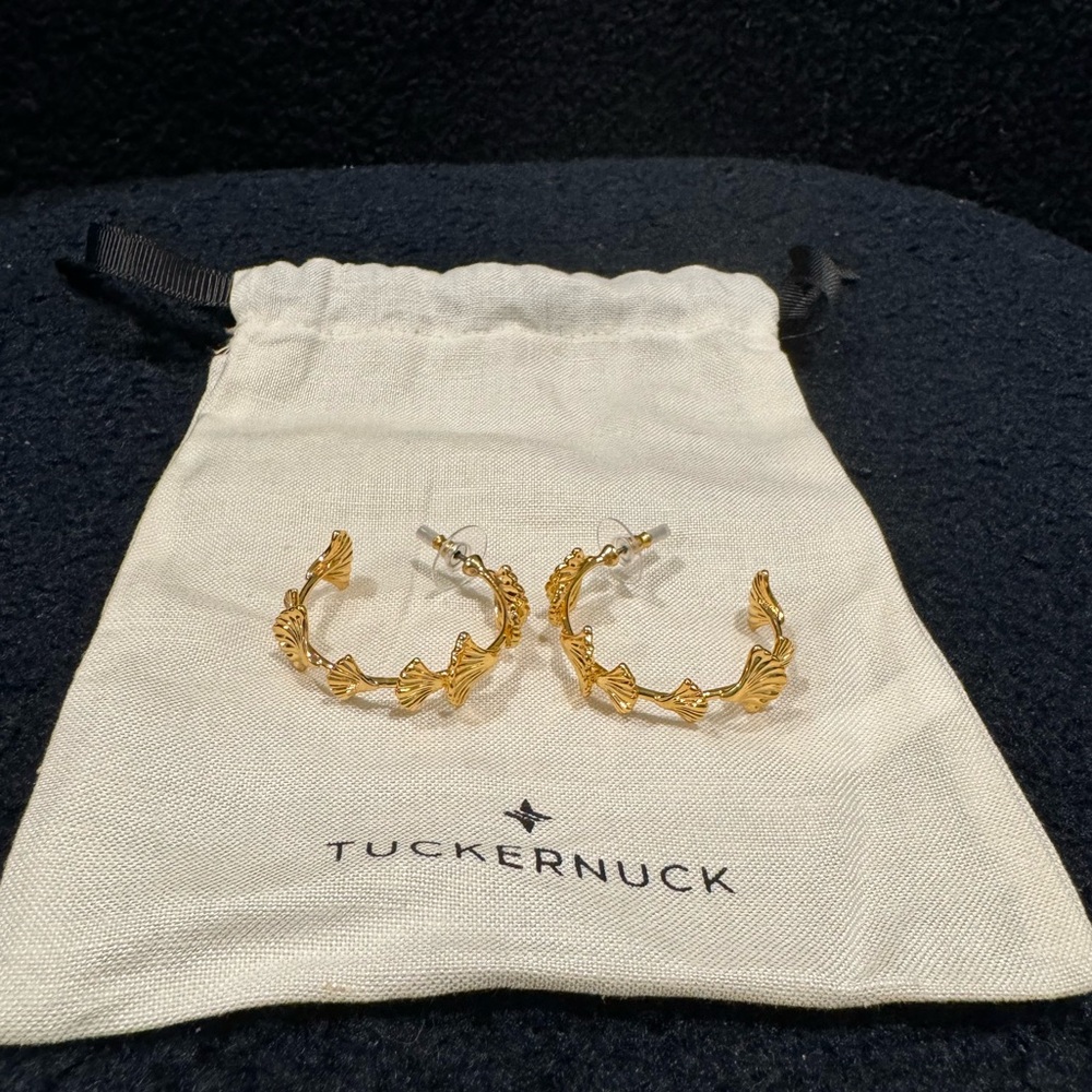 Tuckernuck earrings